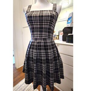 2-Piece Black and White Plaid Set Top and Skirt